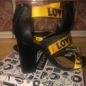 Yellow love heel